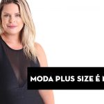 Mulher com maiô preto e detalhe em transparência, texto "Moda plus size é na Líquido".